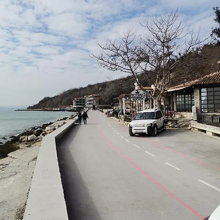 луксозен двустаен в с уникална морска гледка Apartment Balchik