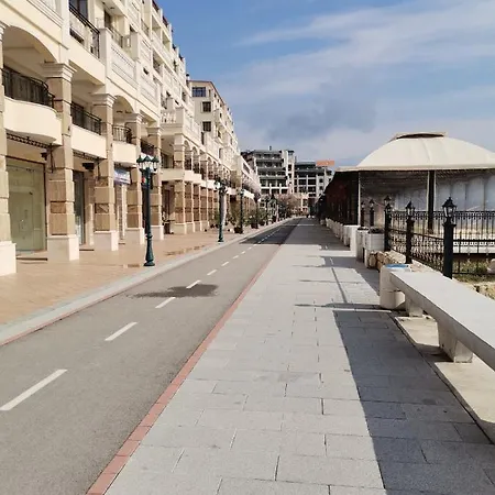 Apartment луксозен двустаен в с уникална морска гледка *