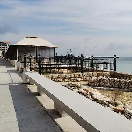 Apartment луксозен двустаен в с уникална морска гледка *