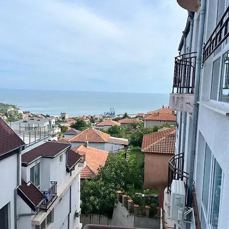 луксозен двустаен в с уникална морска гледка Apartment Balchik